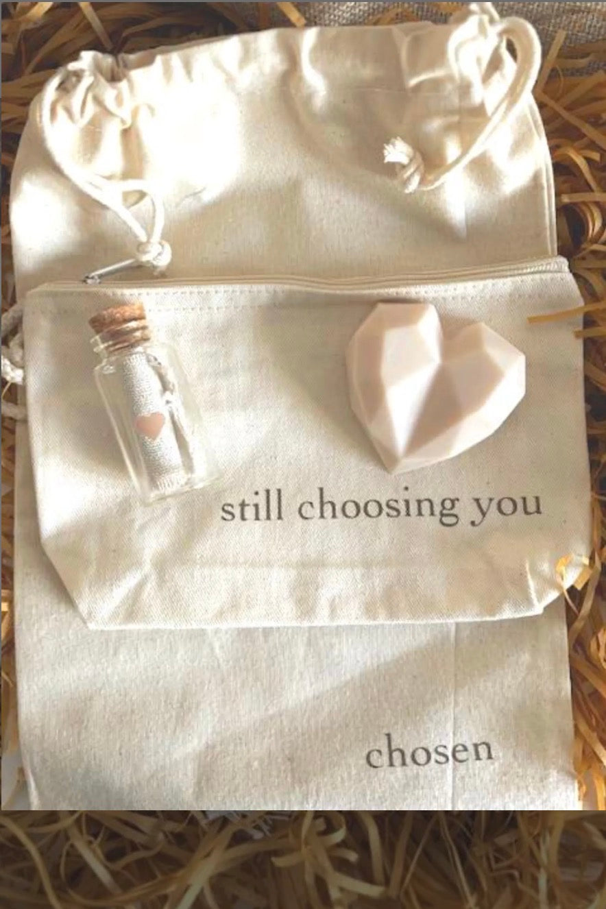 Valentine’s Keepsake Gift Bundle | Romantic Neutral Gift | Personalised Love Gift | Message in a Bottle | Wax Melt | BySparkes